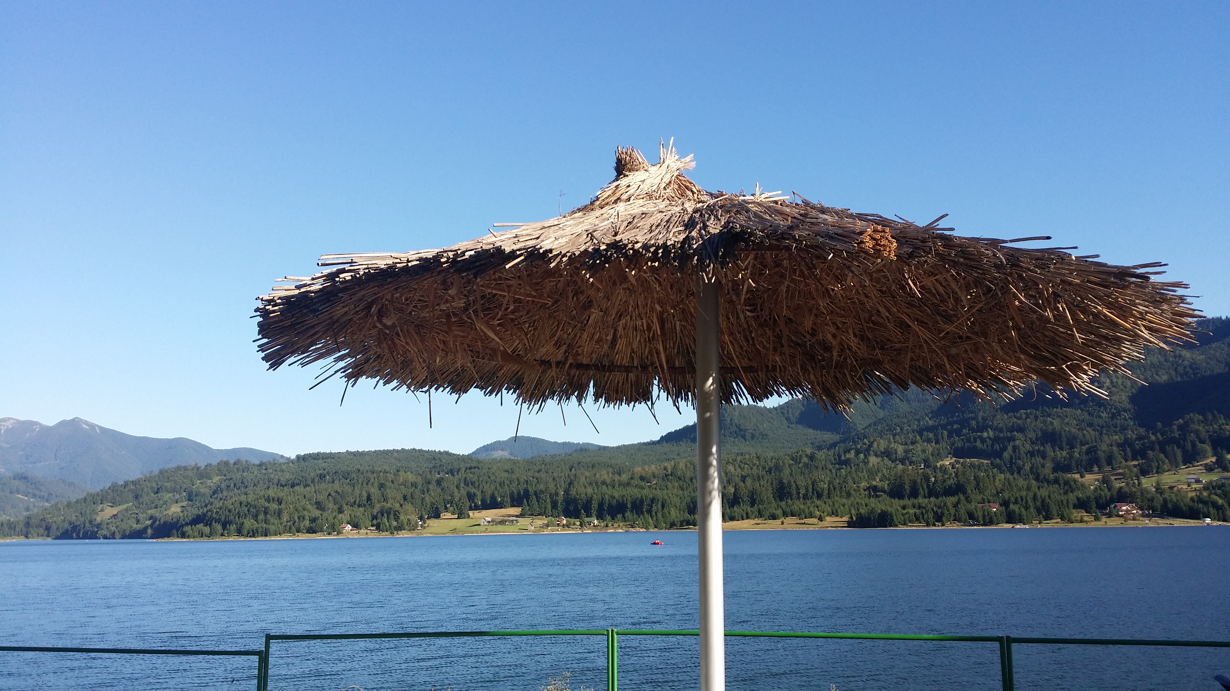 Lacul Colibiţa Marea De La Munte Părinți Călători